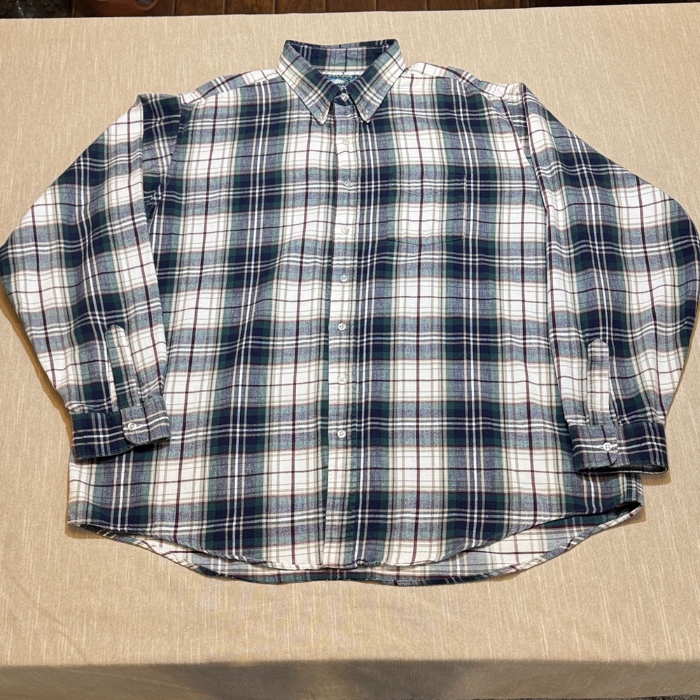 Vintage Oakland Outdoors Classic Navy Plaid Men's Shirt